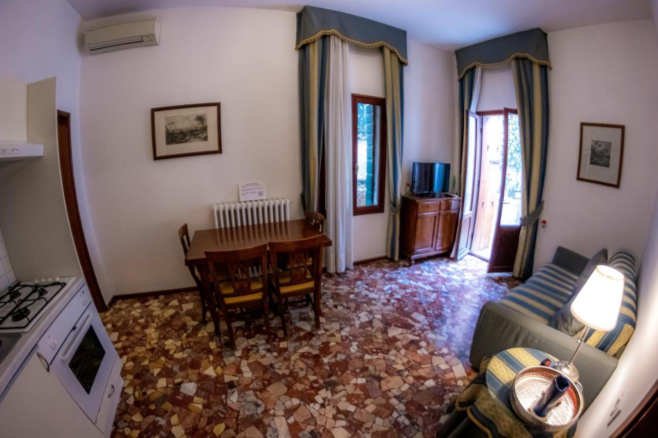 Zaffiro Apartment Венеция Екстериор снимка