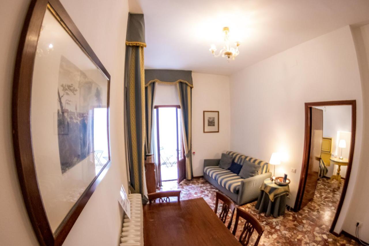 Zaffiro Apartment Венеция Екстериор снимка